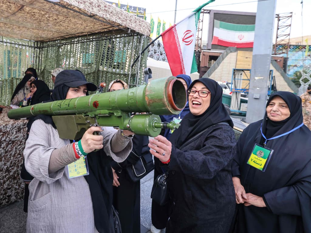 طهران تحصّن منشآتها النووية وتسعى لحشد الإيرانيين للعودة إلى الحرب