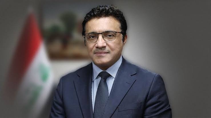 العبودي: خطة للوصول بالدولار في السوق الموازي إلى 1550 ديناراً