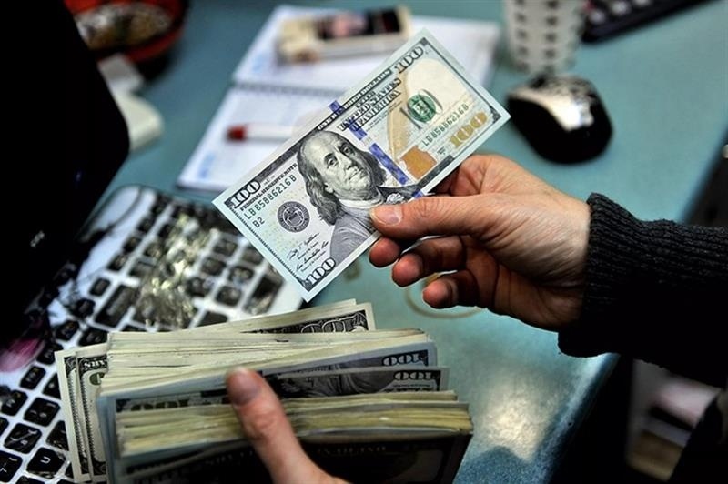 وصول سويفتات الاعتمادات والتجار عالقون بين سعري الصرف